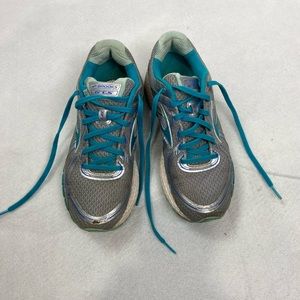 Brooks Running Shoes Women’s Size 8.5